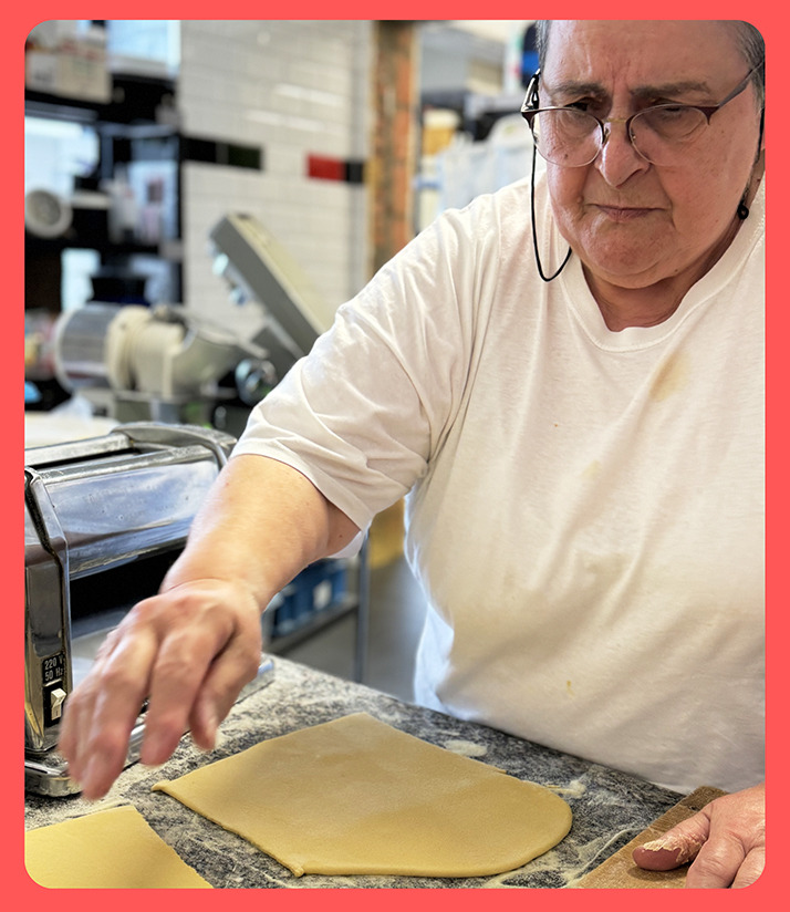 pizzeria chef mama Naza i take away